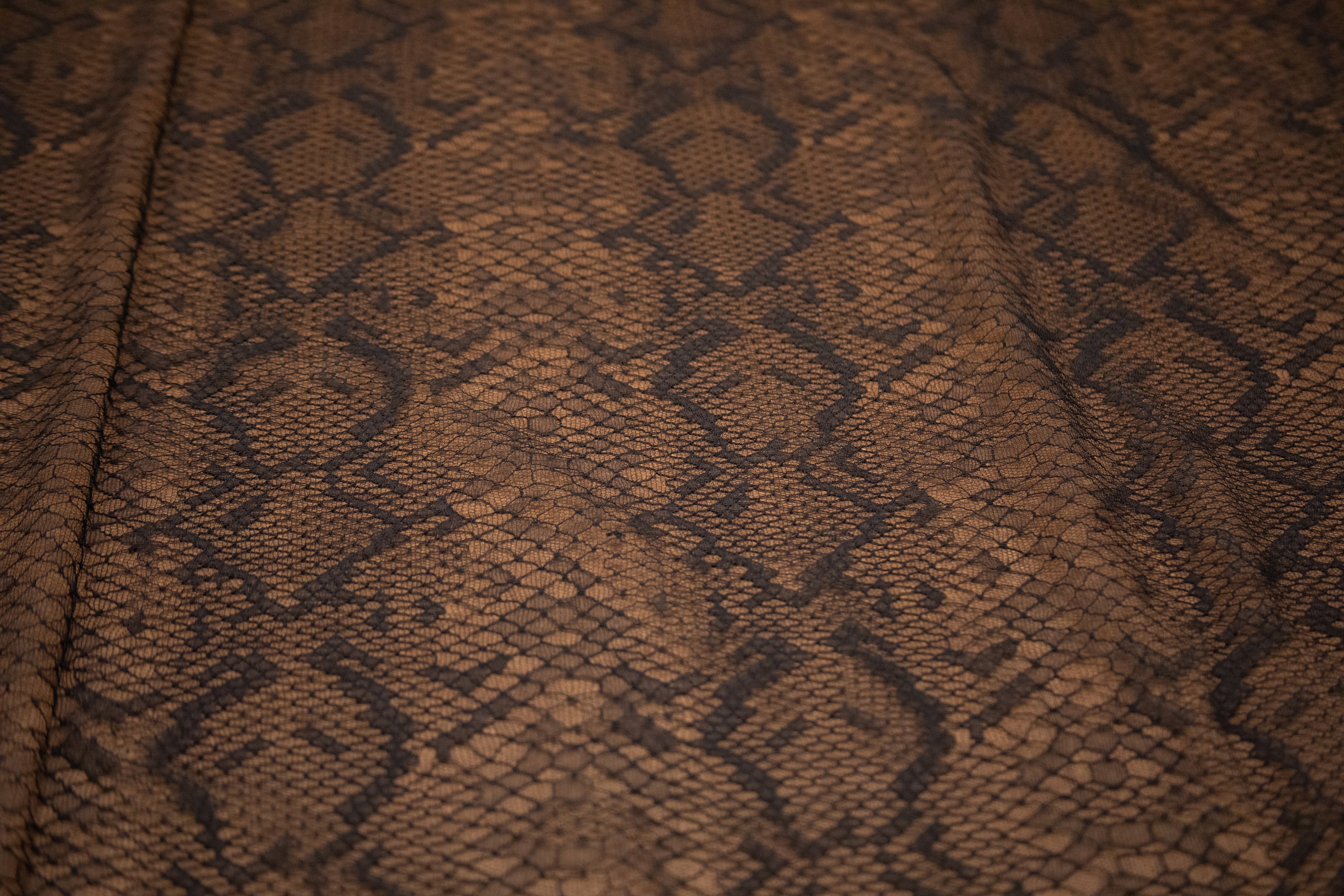 Abstract Chantilly Lace in Black, Made in France - Image 4